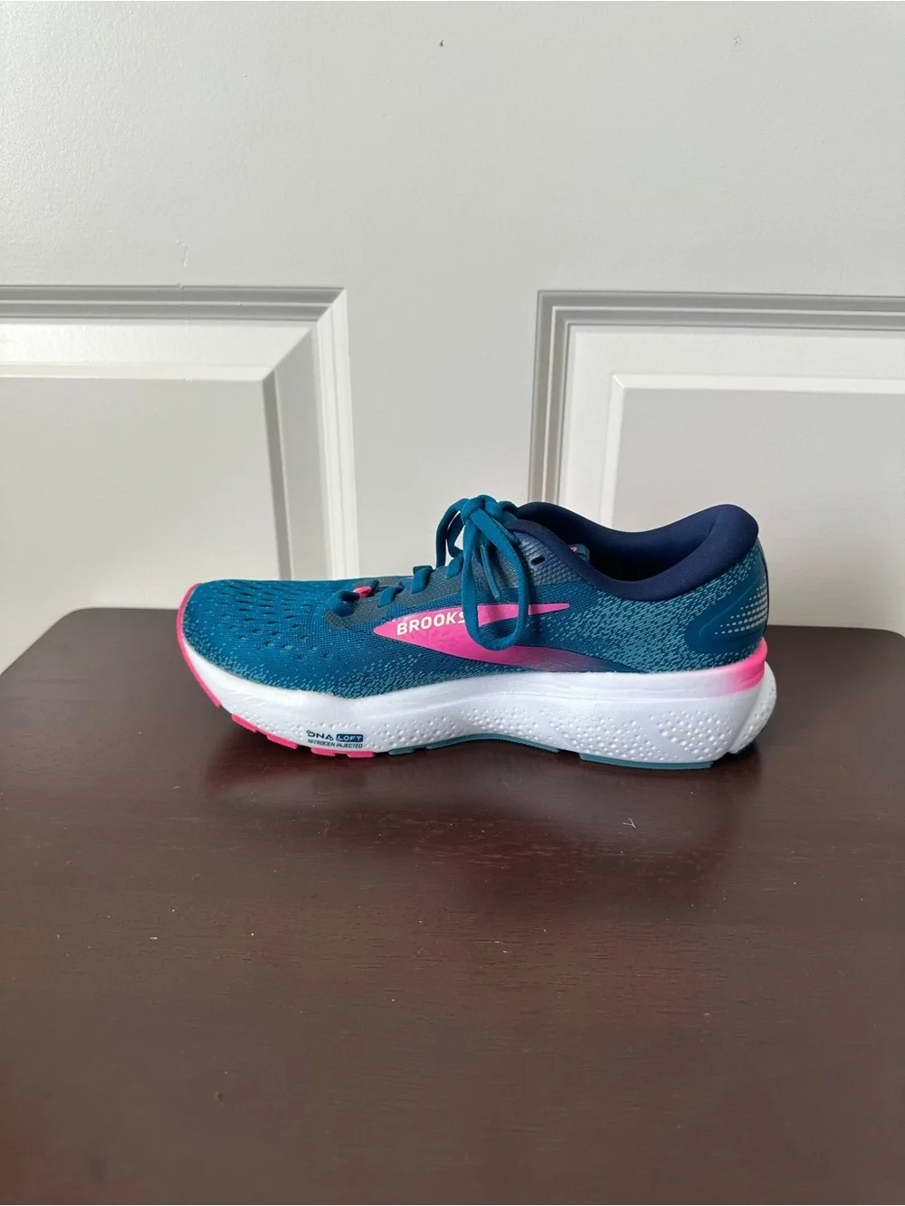 Brooks Women's Ghost 16 GTX Running Shoes Moroccan Blue/ Pink Size 8